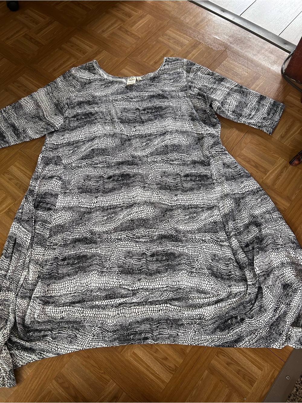 Truth + Style Snakeskin Dress- 4X
